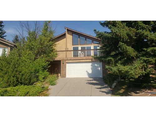 23 Edgewood Place Nw, Calgary, AB - Outdoor