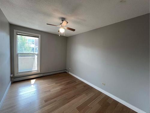 405-903 19 Avenue Sw, Calgary, AB - Indoor Photo Showing Other Room