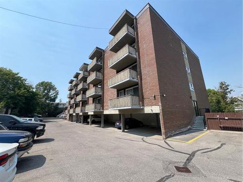 405-903 19 Avenue Sw, Calgary, AB - Outdoor With Balcony