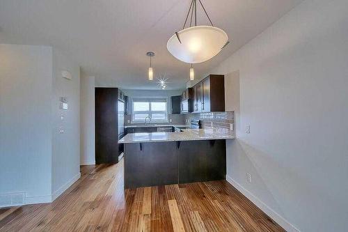 214 Covecreek Circle Ne, Calgary, AB - Indoor Photo Showing Kitchen