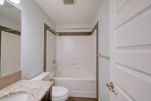 214 Covecreek Circle Ne, Calgary, AB - Indoor Photo Showing Bathroom