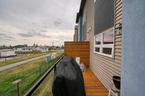 214 Covecreek Circle Ne, Calgary, AB - Outdoor