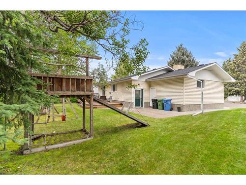 20 Varsplain Place Nw, Calgary, AB - Outdoor