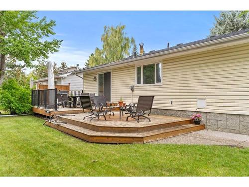 20 Varsplain Place Nw, Calgary, AB - Outdoor With Deck Patio Veranda With Exterior