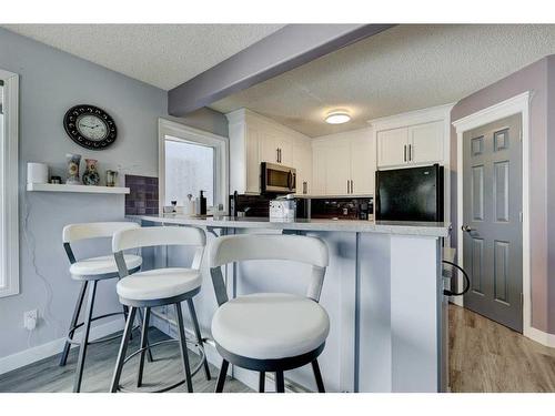 19 Woodside Crescent Nw, Airdrie, AB - Indoor