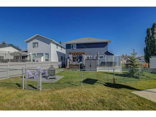 19 Woodside Crescent Nw, Airdrie, AB - Outdoor With Deck Patio Veranda