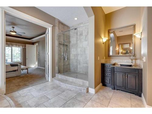 59 Wentwillow Lane Sw, Calgary, AB - Indoor Photo Showing Bathroom