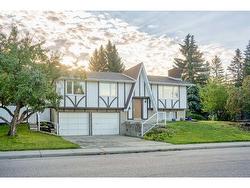 4028 Vardell Road NW Calgary, AB T3A 0C4