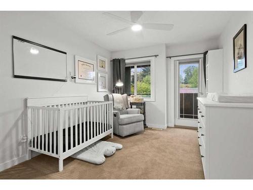 3408 Centre A Street Ne, Calgary, AB - Indoor Photo Showing Bedroom