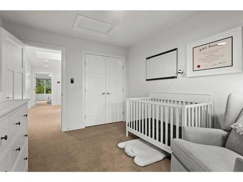 3408 Centre A Street Ne, Calgary, AB - Indoor Photo Showing Bedroom