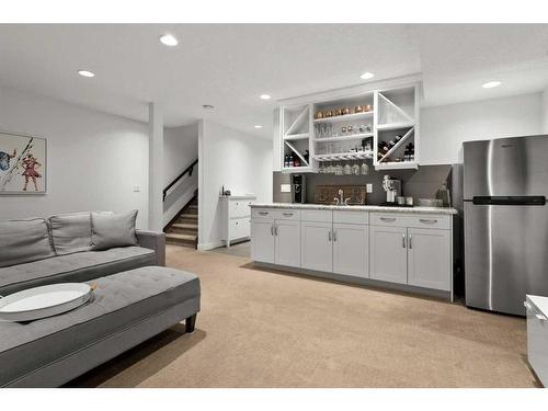 3408 Centre A Street Ne, Calgary, AB - Indoor Photo Showing Kitchen