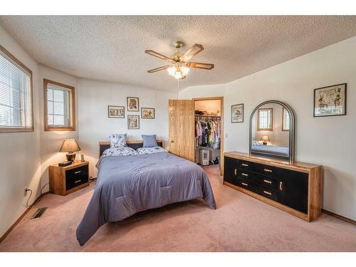 223 Coventry Close Ne, Calgary, AB - Indoor Photo Showing Bedroom