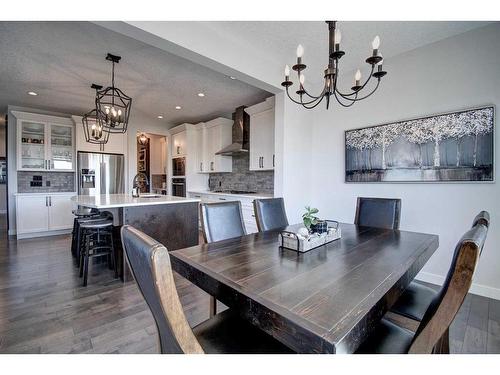 149 Kingsmere Cove Se, Airdrie, AB - Indoor Photo Showing Dining Room