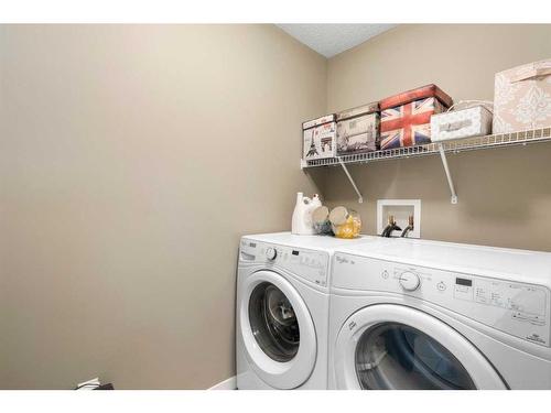 364 Nolan Hill Boulevard Nw, Calgary, AB - Indoor Photo Showing Laundry Room