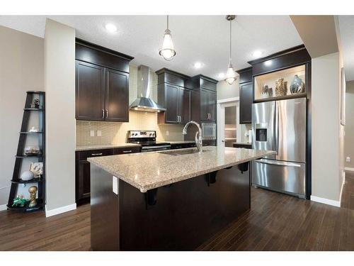 364 Nolan Hill Boulevard Nw, Calgary, AB - Indoor Photo Showing Kitchen With Double Sink With Upgraded Kitchen