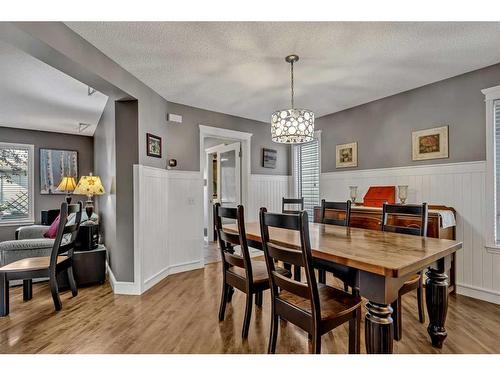 38 Inverness Rise Se, Calgary, AB - Indoor Photo Showing Dining Room