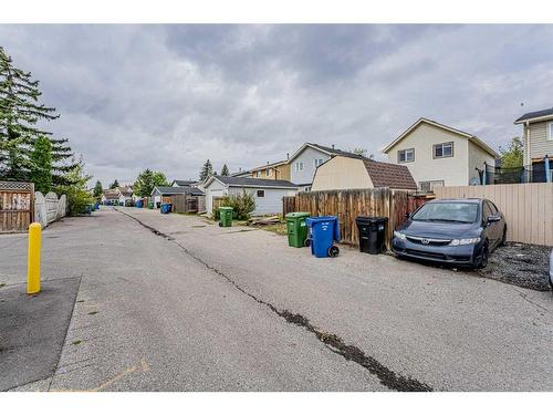 369 Falshire Drive Ne, Calgary, AB - Outdoor