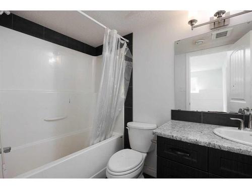 136 Beacon Hill Drive, Fort Mcmurray, AB - Indoor Photo Showing Bathroom