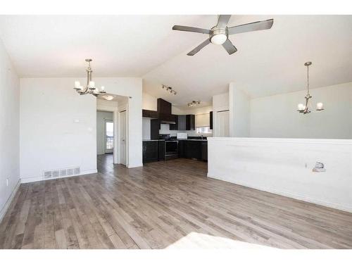 136 Beacon Hill Drive, Fort Mcmurray, AB - Indoor Photo Showing Kitchen