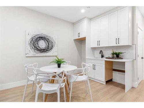 915 36 Street Nw, Calgary, AB - Indoor Photo Showing Dining Room