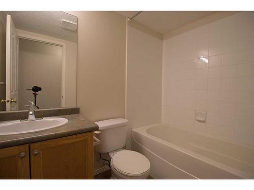 101-3000 Somervale Court Sw, Calgary, AB - Indoor Photo Showing Bathroom