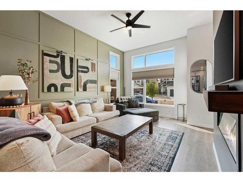 138 Wolf Creek Rise Se, Calgary, AB - Indoor Photo Showing Living Room