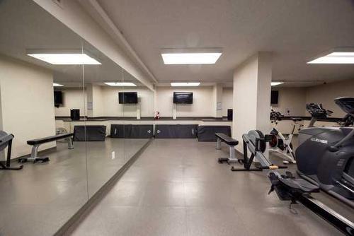 805-330 26 Avenue Sw, Calgary, AB - Indoor Photo Showing Gym Room