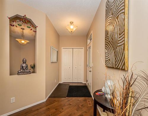 107 Everoak Green Sw, Calgary, AB - Indoor Photo Showing Other Room