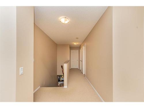 107 Everoak Green Sw, Calgary, AB - Indoor Photo Showing Other Room