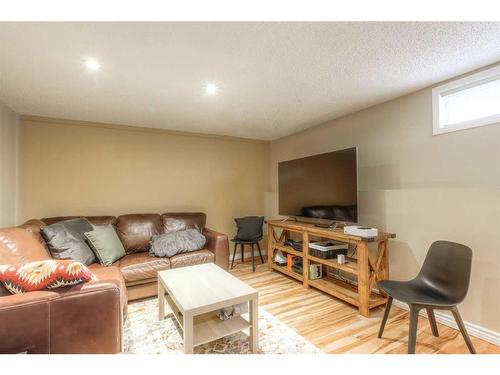 6632 Dalrymple Way Nw, Calgary, AB - Indoor