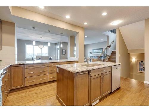 291 Reunion Green Nw, Airdrie, AB - Indoor Photo Showing Kitchen With Upgraded Kitchen