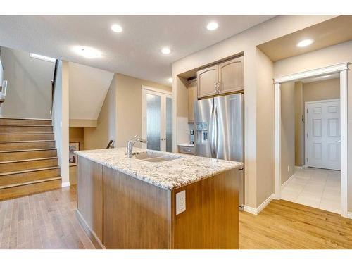 291 Reunion Green Nw, Airdrie, AB - Indoor Photo Showing Kitchen