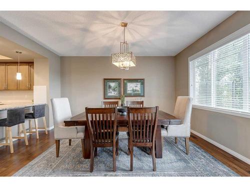 291 Reunion Green Nw, Airdrie, AB - Indoor Photo Showing Dining Room