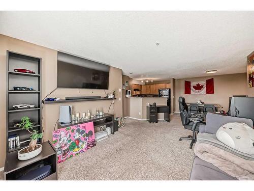 2216-2518 Fish Creek Boulevard Sw, Calgary, AB - Indoor