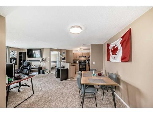 2216-2518 Fish Creek Boulevard Sw, Calgary, AB - Indoor