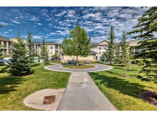 2216-2518 Fish Creek Boulevard Sw, Calgary, AB - Outdoor