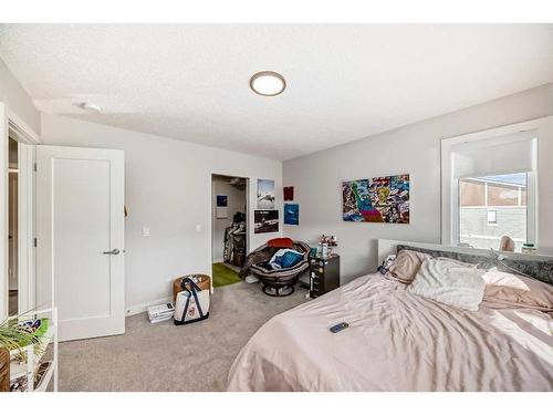 27 Tuscany Summit Square Nw, Calgary, AB - Indoor Photo Showing Bedroom