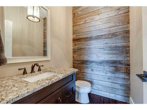 4175 28 Avenue Sw, Calgary, AB - Indoor Photo Showing Bathroom