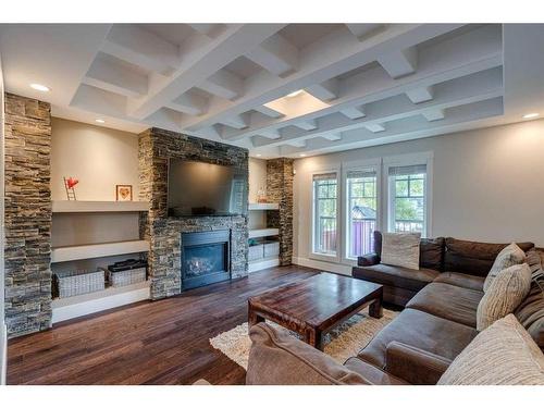 4175 28 Avenue Sw, Calgary, AB - Indoor Photo Showing Living Room With Fireplace