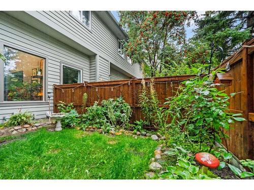 545 Point Mckay Grove Nw, Calgary, AB - Outdoor