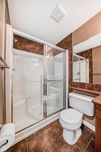 4205-92 Crystal Shores Road, Okotoks, AB - Indoor Photo Showing Bathroom