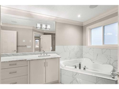 144 Kinniburgh Loop, Chestermere, AB - Indoor Photo Showing Bathroom