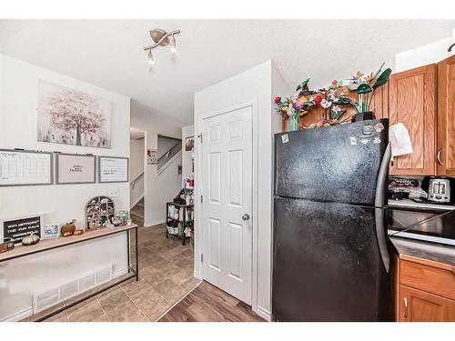 302-800 Yankee Valley Boulevard Se, Airdrie, AB - Indoor