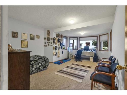 232 Hampshire Place Nw, Calgary, AB - Indoor