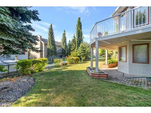 232 Hampshire Place Nw, Calgary, AB - Outdoor