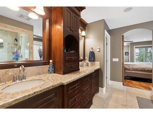 2621 Coopers Circle Sw, Airdrie, AB - Indoor Photo Showing Bathroom