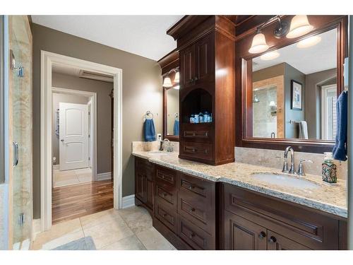 2621 Coopers Circle Sw, Airdrie, AB - Indoor Photo Showing Bathroom