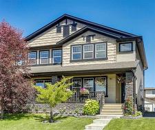 95 Panora Square NW Calgary, AB T3K 0R3