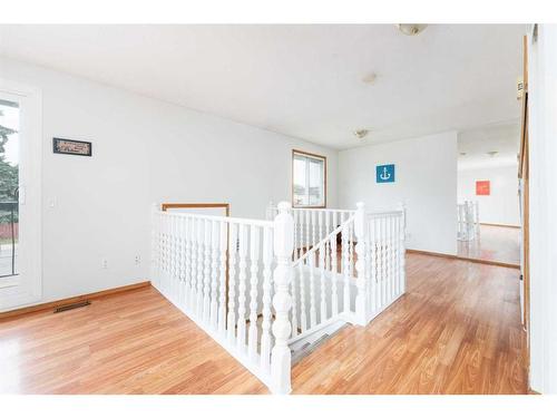 1-1412 43 Street Se, Calgary, AB - Indoor