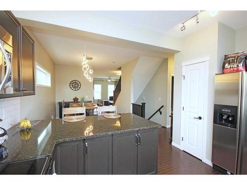 154 Marquis Common Se, Calgary, AB - Indoor Photo Showing Kitchen